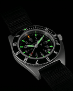 Night view of the SSNAV-D AUTO dial. Self-illuminating Tritium gas tubes ensuring constant visibility at high altitudes. Elite pilot wristwatch.
