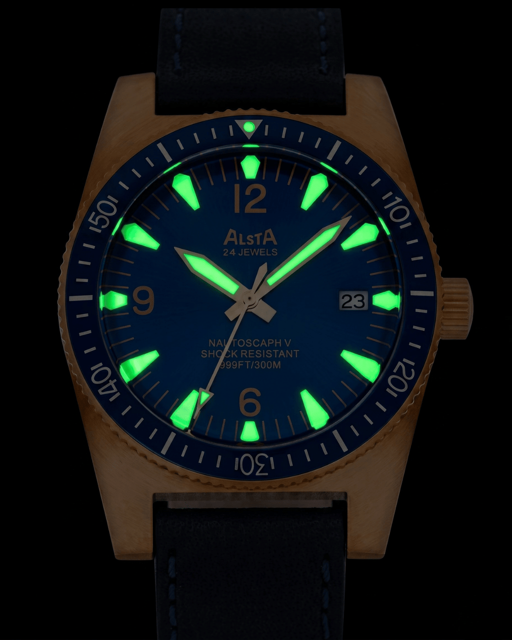 Alsta watches Nautoscaph V Super-LumiNova dial glowing in the dark. Premium automatic watch men.